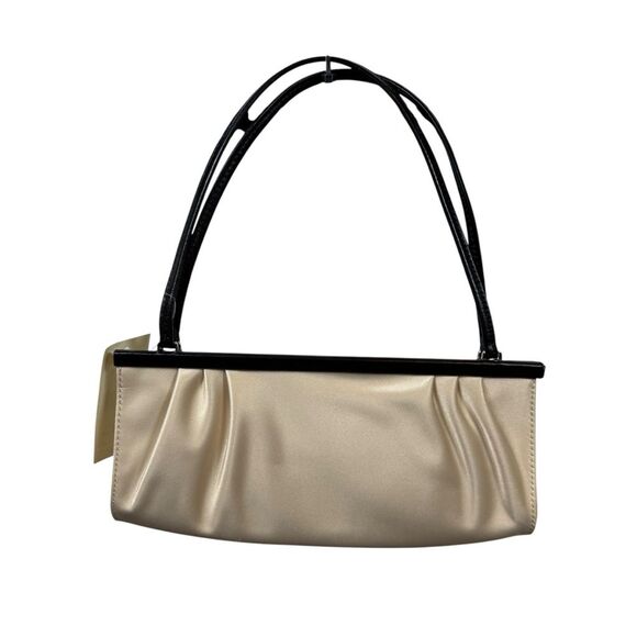 NWT Banana Republic Chic Cream and Black Small Shoulder Bag - Picture 2 of 7